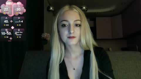 Lina online show from 09.20.25