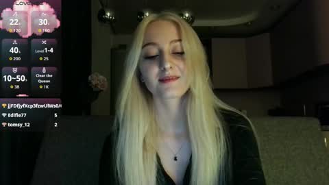 Lina online show from 09.20.25
