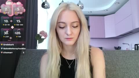Lina online show from 09.22.25