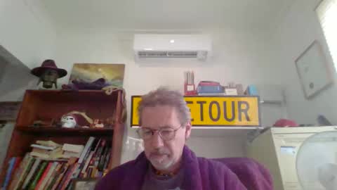 whiteboomer online show from 04.05.26