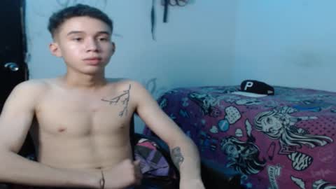 Snapshot of whiteboy69902 chatting on 10.23.25 whiteboy69902 online show from 10.23.25