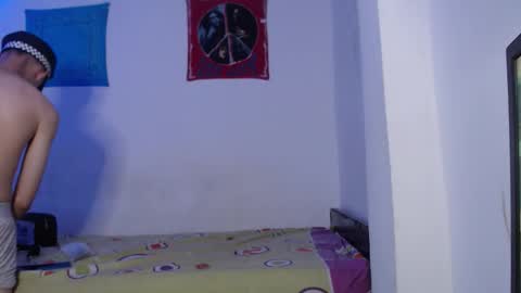 Snapshot of whiteboy69902 chatting on 10.28.25 whiteboy69902 online show from 10.28.25