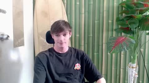 Snapshot of whiteboyinasia chatting on 10.11.25 Christian online show from 10.11.25