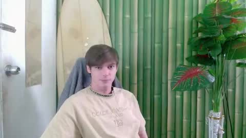 Snapshot of whiteboyinasia chatting on 10.13.25 Christian online show from 10.13.25