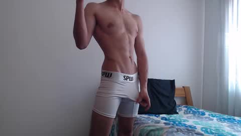 Whiteboymask online show from 09.30.25