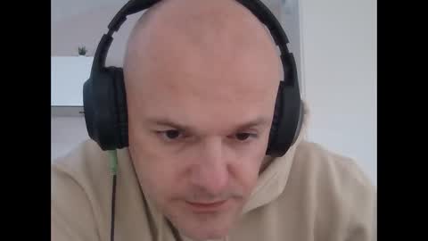 Snapshot of whiteeaglesrb chatting on 12.24.24 whiteeaglesrb online show from 12.24.24