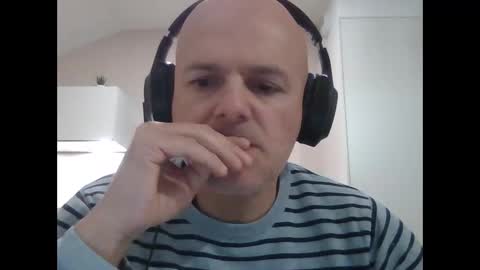 Snapshot of whiteeaglesrb chatting on 12.26.24 whiteeaglesrb online show from 12.26.24