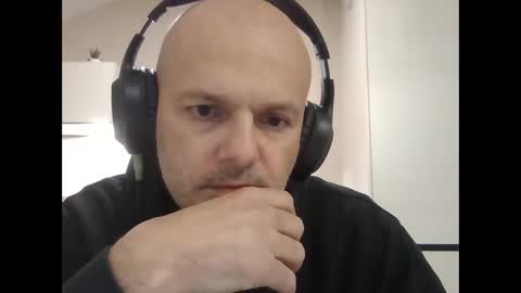 Snapshot of whiteeaglesrb chatting on 02.01.25 whiteeaglesrb online show from 02.01.25