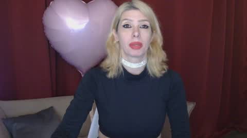 White Queen online show from 12.30.24
