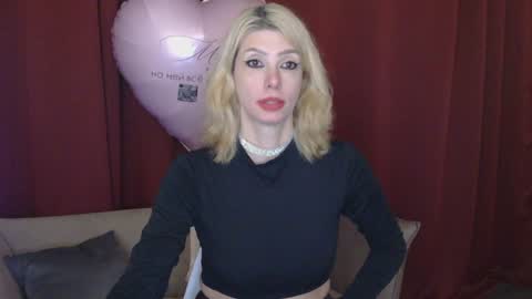White Queen online show from 12.30.24