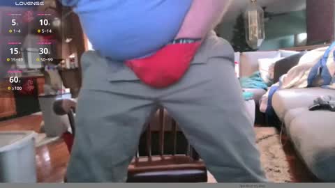 Snapshot of whitesub84 chatting on 12.16.24 Easttn4fun online show from 12.16.24