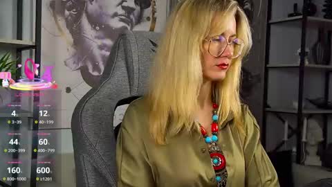 whitneypunnch online show from 04.20.26