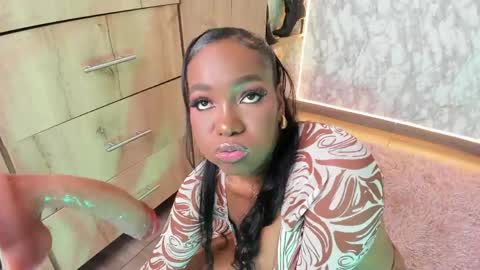 whitneyyfox online show from 06.04.26