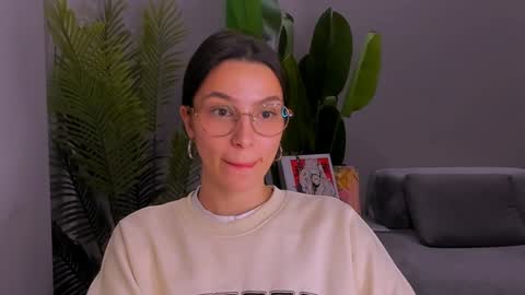 whoislulu online show from 01.06.25