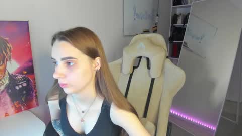 Abby  online show from 01.04.25