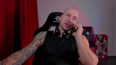 VI online show from 11.12.25