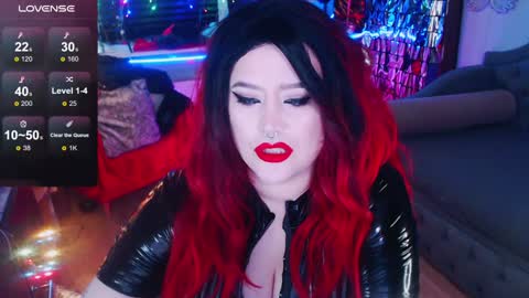 Laura  online show from 01.17.25