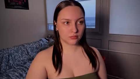 Snapshot of wievin chatting on 03.01.25 VI online show from 03.01.25