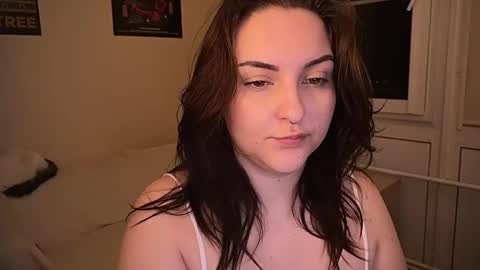 Snapshot of wievin chatting on 03.06.25 VI online show from 03.06.25