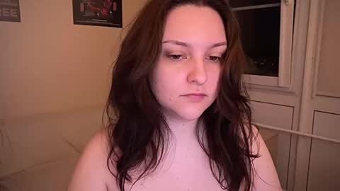 Snapshot of wievin chatting on 03.11.25 VI online show from 03.11.25