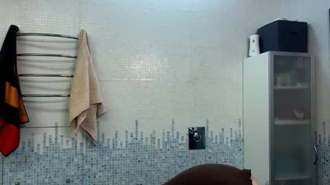 Snapshot of wievin chatting on 10.30.25 VI online show from 10.30.25