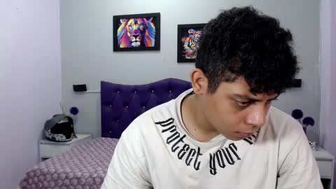 Snapshot of wiilliam_20 chatting on 09.26.25 wiilliam online show from 09.26.25