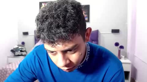 Snapshot of wiilliam_20 chatting on 11.13.25 wiilliam online show from 11.13.25