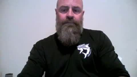 Snapshot of wil1565 chatting on 10.19.25 wil1565 online show from 10.19.25