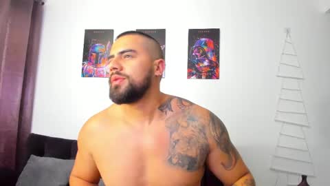 Snapshot of wild_couplesex1 chatting on 02.27.25 Devon and Chloe online show from 02.27.25