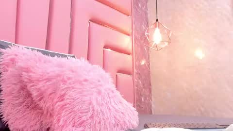 wild_firee_ online show from 10.10.25