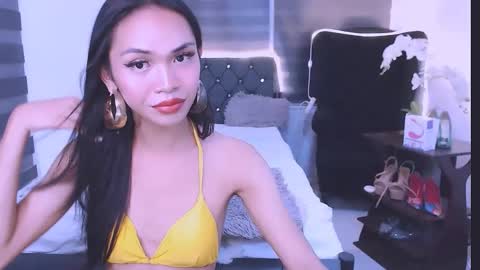 Snapshot of wild_lily30 chatting on 02.11.25 wild lily30 online show from 02.11.25