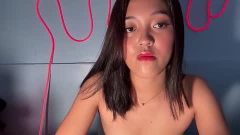 Snapshot of wild_natalia chatting on 09.28.25 Natalia online show from 09.28.25