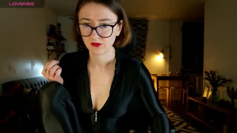 wild_peony online show from 10.09.25