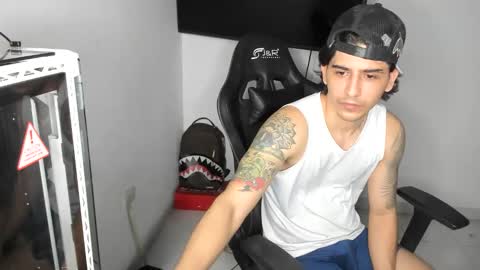 Snapshot of wild_sex666 chatting on 05.08.26 H Mre online show from 05.08.26