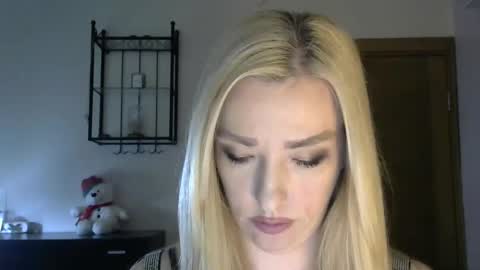 Snapshot of wild_silk_desire chatting on 01.30.25 Alina online show from 01.30.25