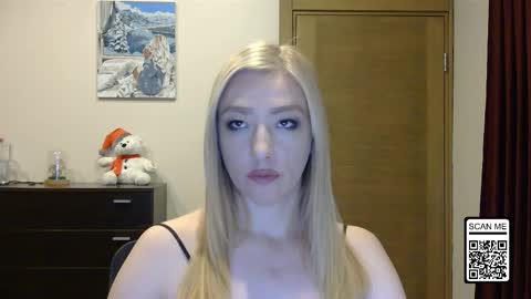 Snapshot of wild_silk_desire chatting on 01.19.26 Alina online show from 01.19.26