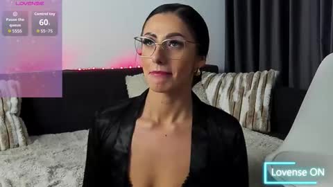 WildWhispers online show from 11.27.25