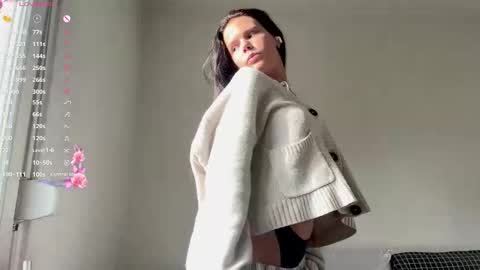 Mia online show from 03.08.26