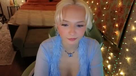 Snapshot of wilddaisy1223 chatting on 04.09.26 Daisy online show from 04.09.26