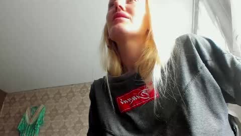 wildforestmuse  twitter online show from 04.04.26