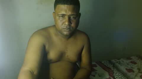 Snapshot of wilintom483797 chatting on 12.20.24 wilintom y sharon online show from 12.20.24