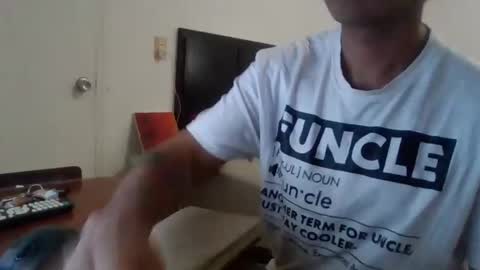 Snapshot of willhole23 chatting on 11.10.25 willhole23 online show from 11.10.25