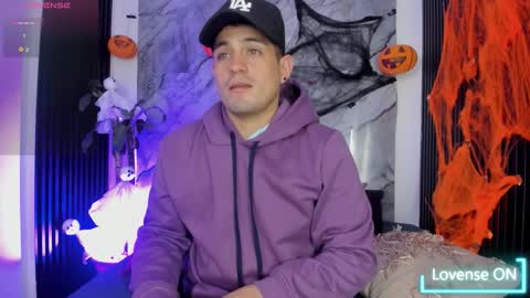 William Steel online show from 10.18.25