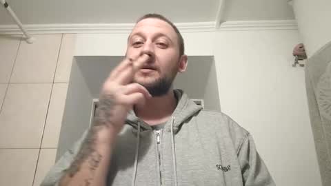 Snapshot of williamturnero chatting on 10.10.25 williamturnero online show from 10.10.25