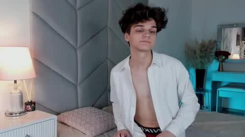 Snapshot of williemiler chatting on 09.12.25 Willie online show from 09.12.25