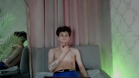 Snapshot of williemiler chatting on 09.21.25 Willie online show from 09.21.25