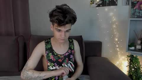 Snapshot of williemiler chatting on 09.27.25 Willie online show from 09.27.25