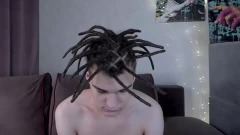 Snapshot of williemiler chatting on 11.07.25 Willie online show from 11.07.25