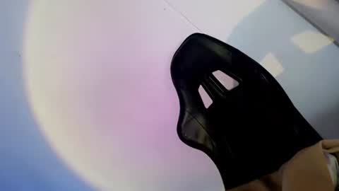 Snapshot of willing_and_wet chatting on 10.06.25 LE XI online show from 10.06.25