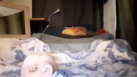 willinganalslut13 online show from 11.12.25